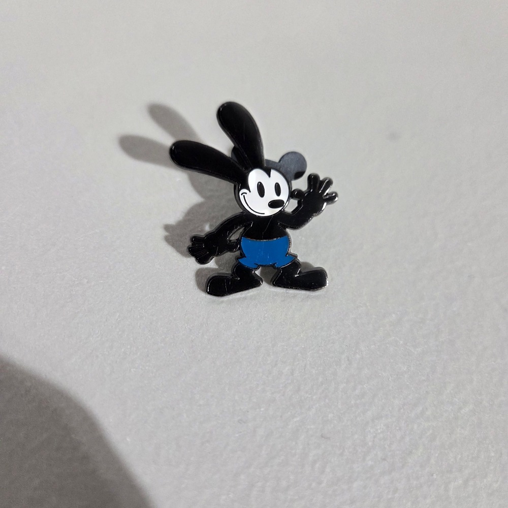 Disney Oswald the Lucky Rabbit Pin Unisex OS Black Blue Enamel Collectible